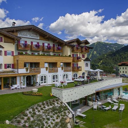Nature Wellness Hotel Renato Vigo di Fassa Esterno foto