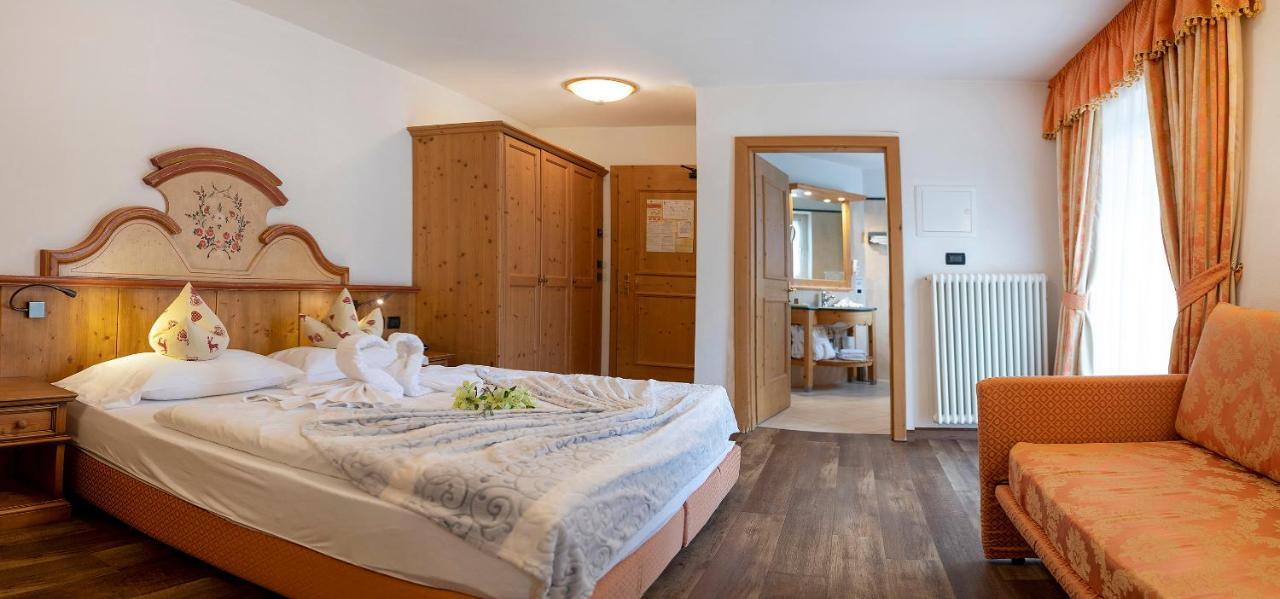 Nature Wellness Hotel Renato Vigo di Fassa Esterno foto