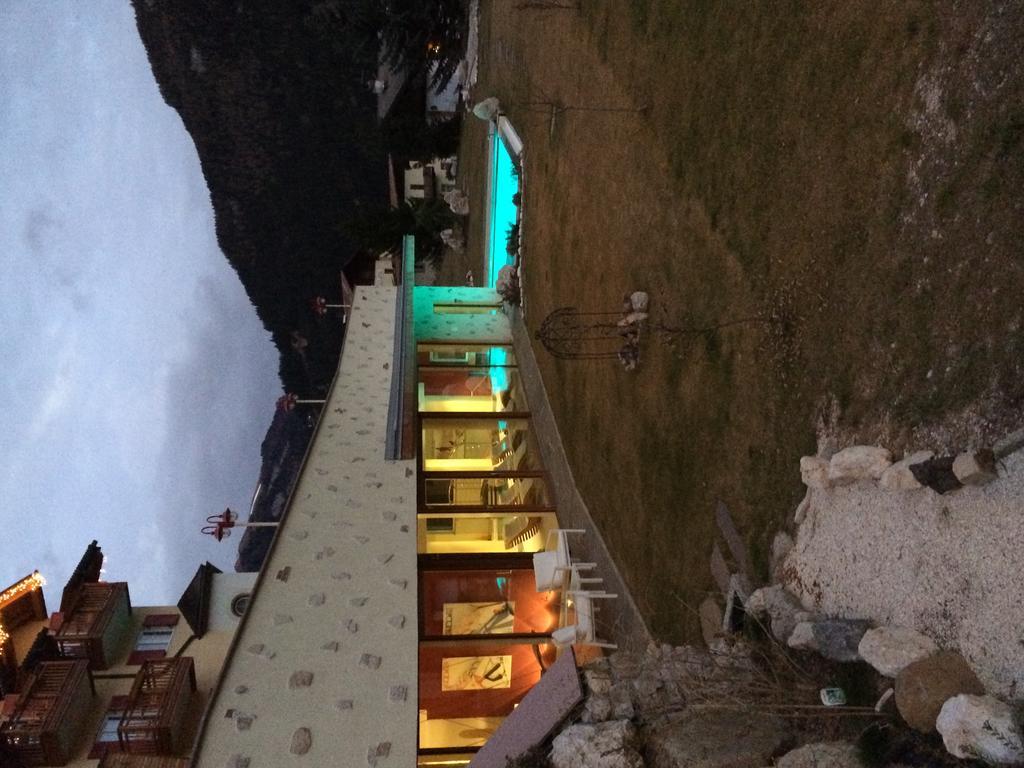 Nature Wellness Hotel Renato Vigo di Fassa Esterno foto